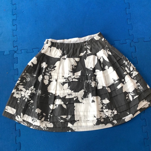 Simonetta bold print lined skirt - 10 yrs - Picture 9 of 10